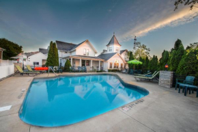 Отель OurGuest Inn & Suites Downtown Port Clinton  Порт Клинтон